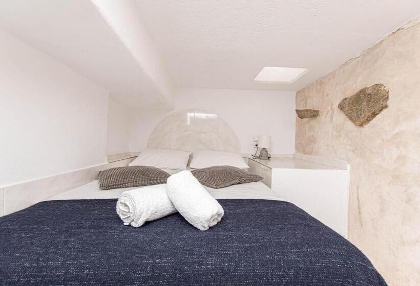 호텔 Peristeronas Village