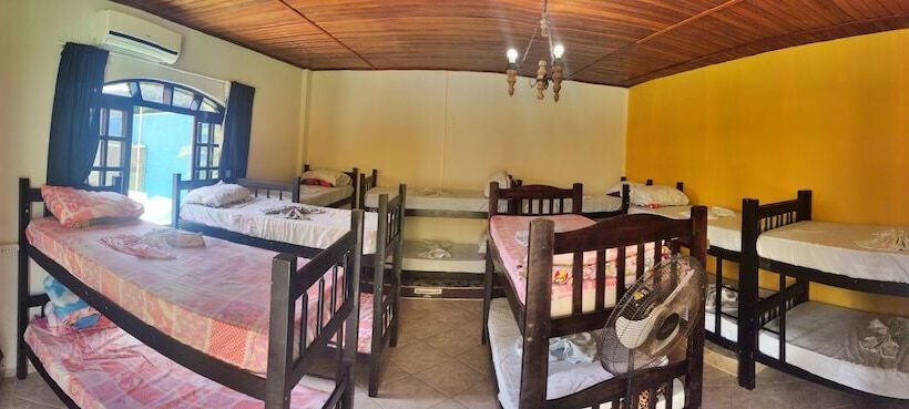 ホテル Pousada Alojaki Hostel
