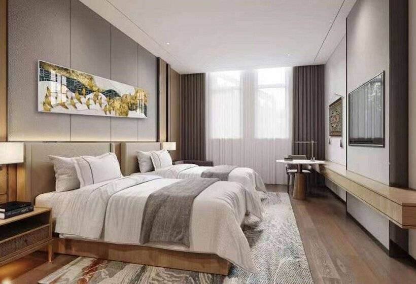 ホテル Ramada Encore By Wyndham Xishuangbanna Jinghong