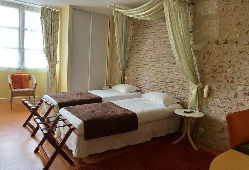 Отель Restaurant Le Grand Monarque