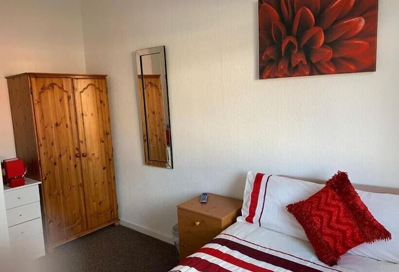 Отель Starlight Self Service