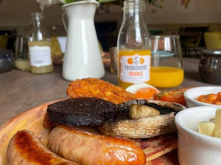 酒店 The Old Crown Coaching Inn