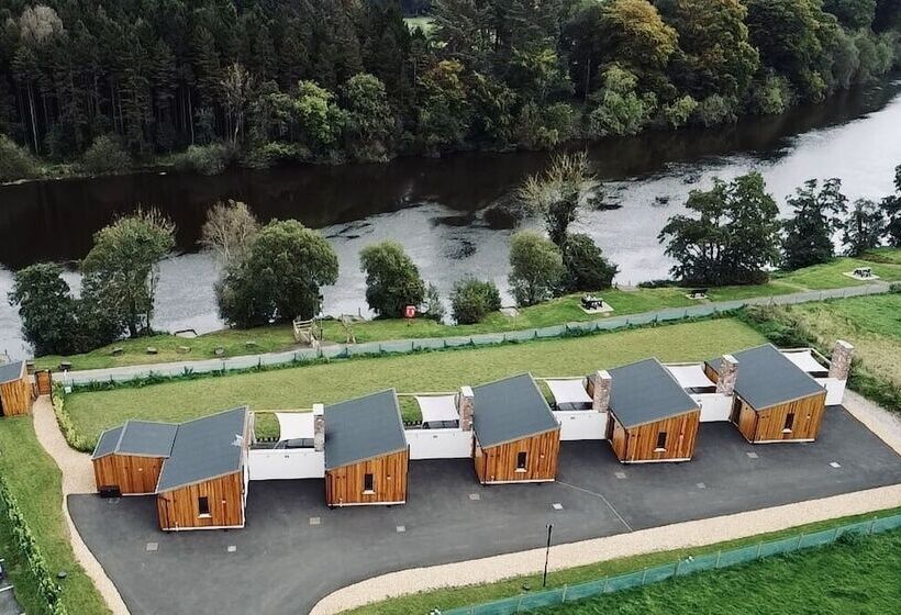 ホテル The River Bann Retreat