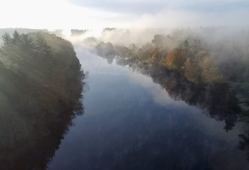 ホテル The River Bann Retreat