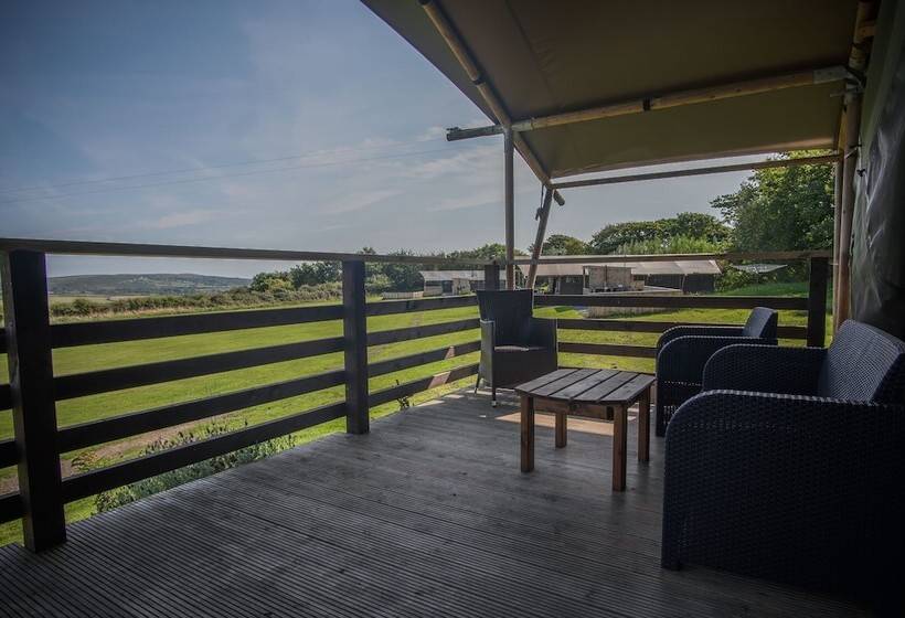 فندق Three Cliffs Glamping Tent   Llangennith