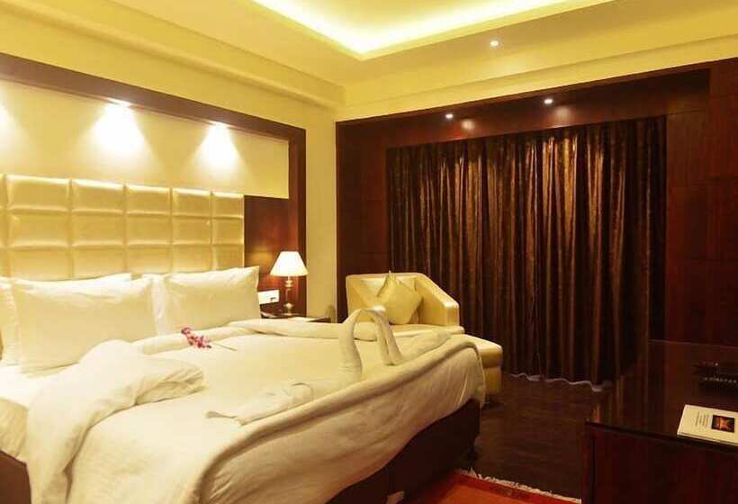 Отель Vijay Intercontinental