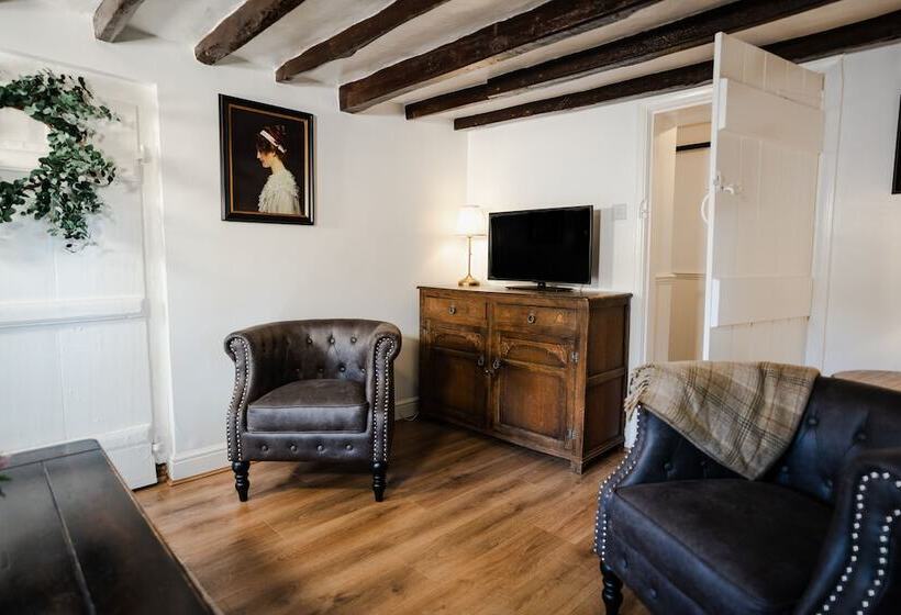 Hovell Hall  Country B&b