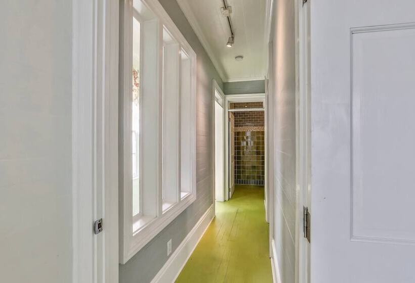 Lighthouse Villa By Avantstay Walk To Southernmost Point W/ Private Pool & Patio Month Long Stays