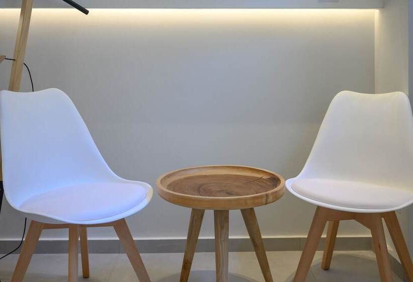 Marea Boutique Suites