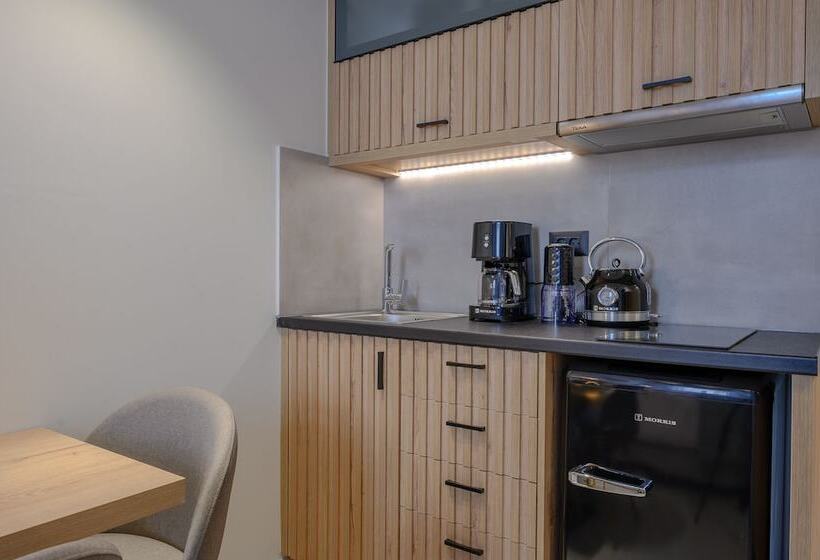 Marea Boutique Suites