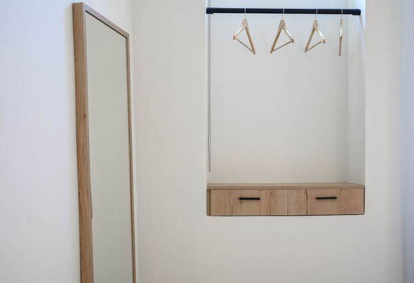 Marea Boutique Suites