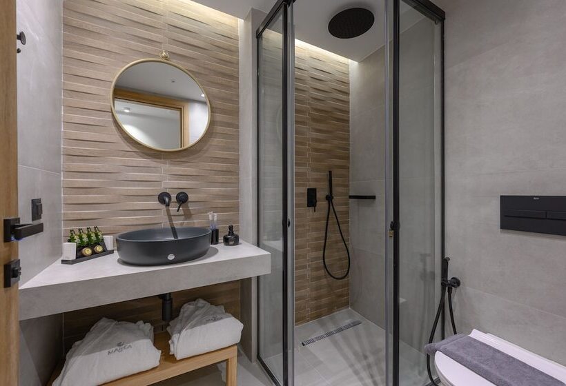 Marea Boutique Suites