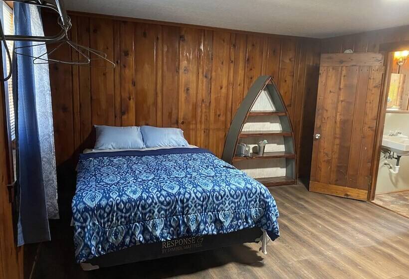 모텔 Fireside Lodge