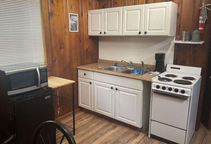 모텔 Fireside Lodge