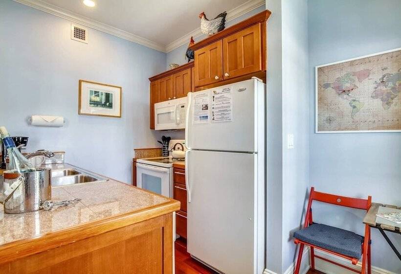Paradise Place By Avantstay Key West Old Town Condo W/ Shared Pool
