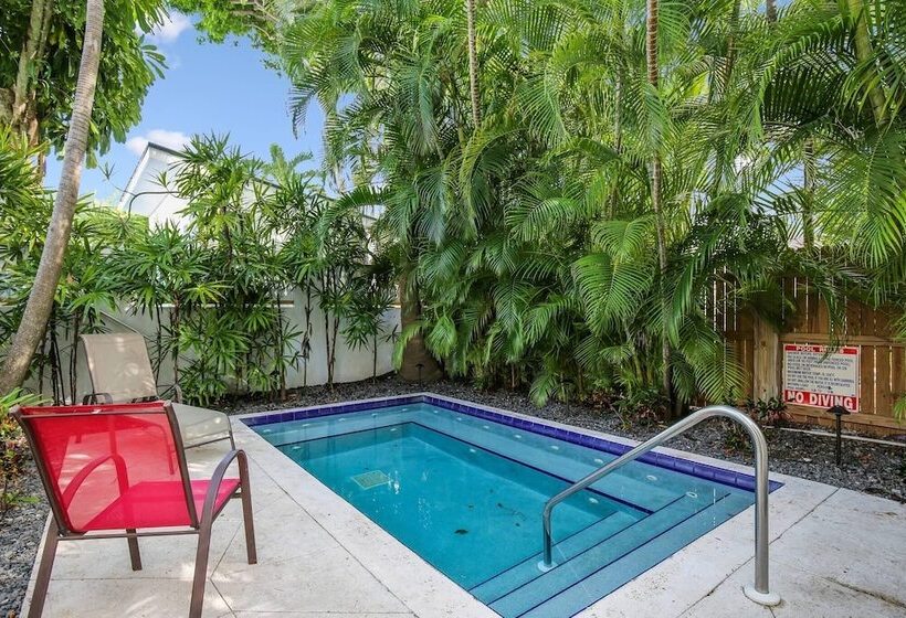 Paradise Place By Avantstay Key West Old Town Condo W/ Shared Pool