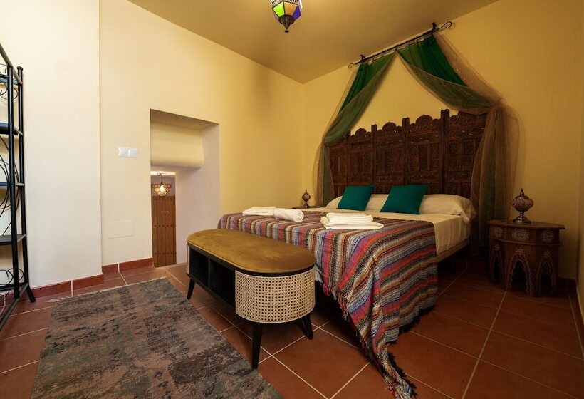 بنسيون Casa Alegría