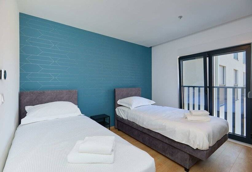 بنسيون Dominium City Suites