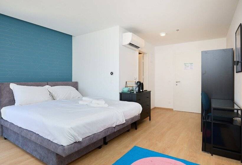 بنسيون Dominium City Suites