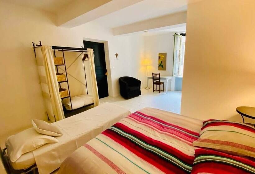 بنسيون Les Chambres De La Villa Eugénie