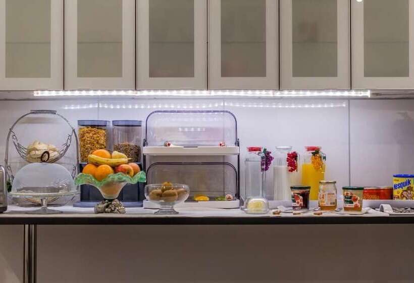 پانسیون Ph Downtown Suites