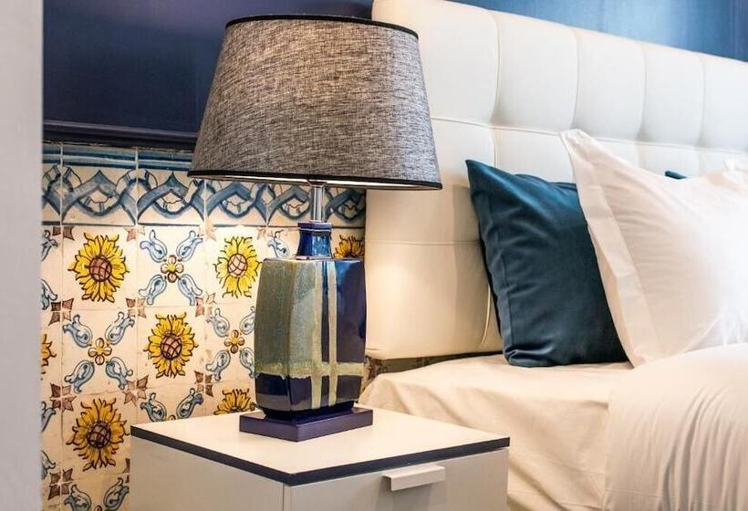 پانسیون Ph Downtown Suites