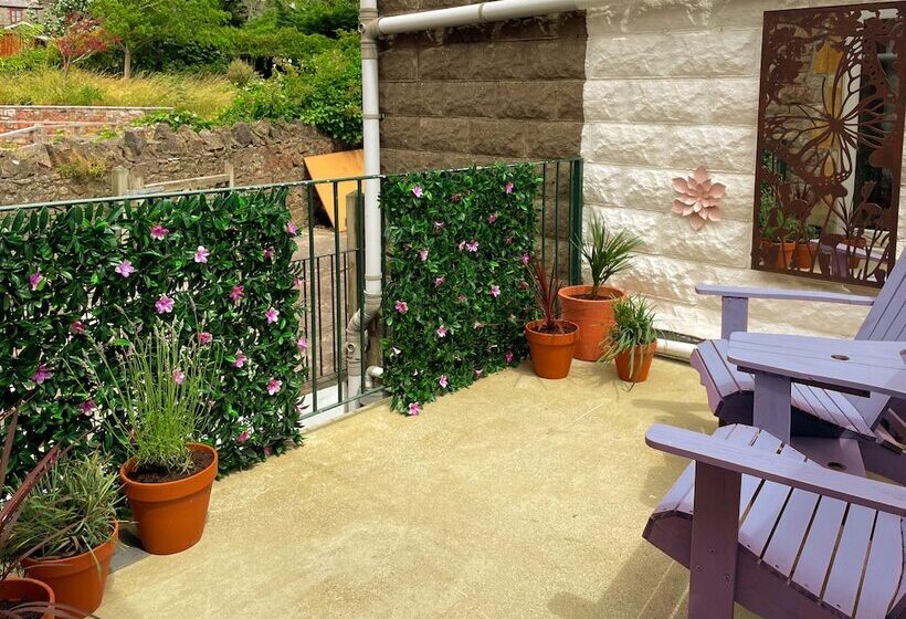 膳宿费 Timbertop Suites