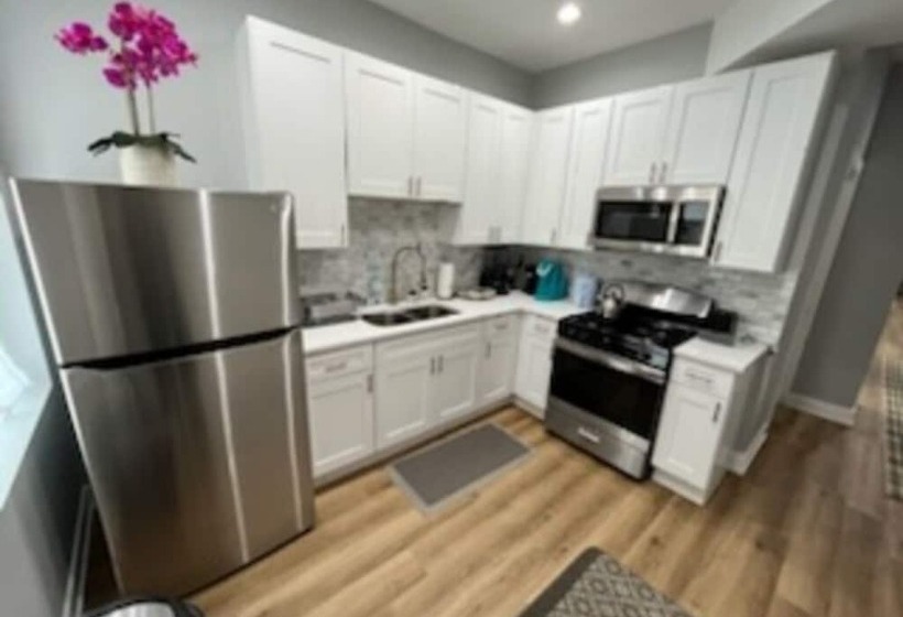 پانسیون Villa Christina