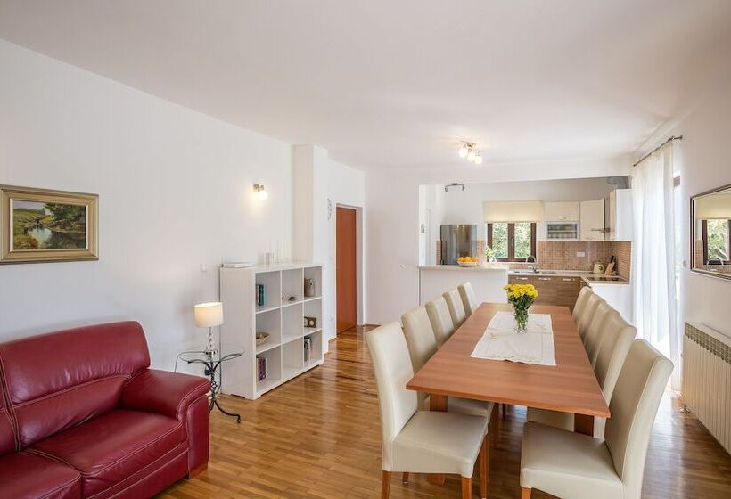 بنسيون Villa Dalmatica
