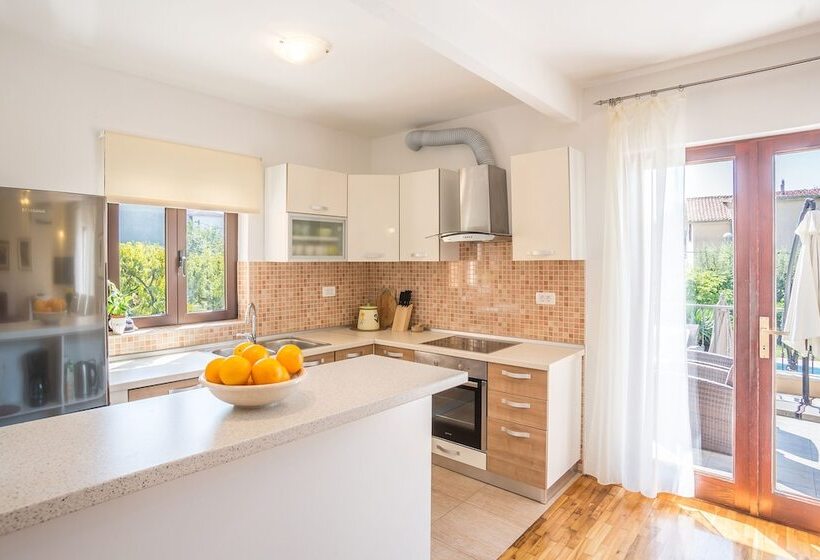 بنسيون Villa Dalmatica