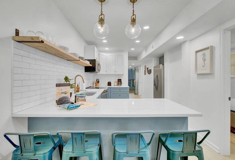 Red Maple By Avantstay Walk To Folly Beach