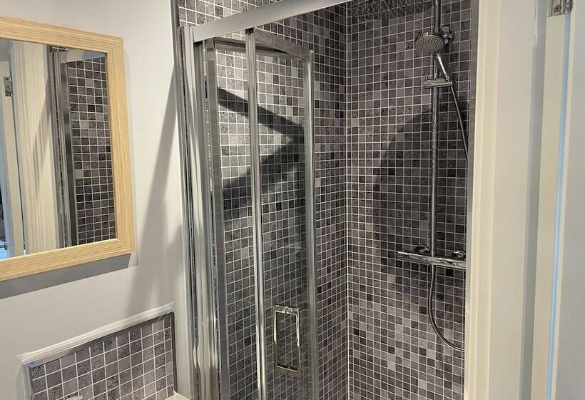 레지던스 Beautiful 3 Bed House In Sunny Killough Down