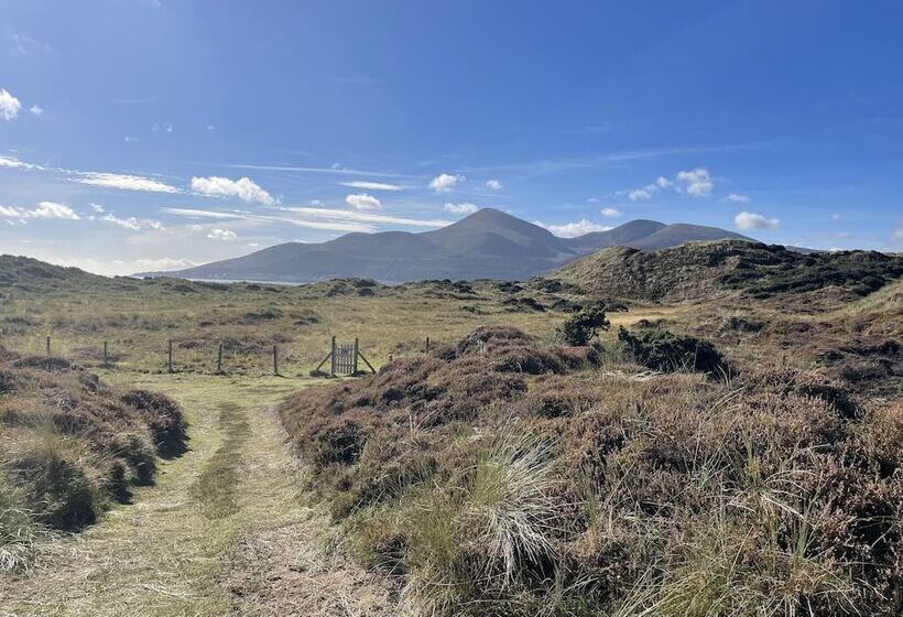 레지던스 Beautiful 3 Bed House In Sunny Killough Down