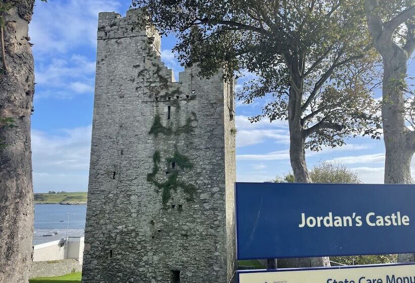 דירת נופש Beautiful 3 Bed House In Sunny Killough Down