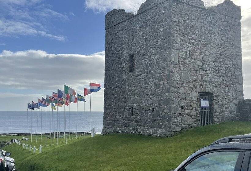 레지던스 Beautiful 3 Bed House In Sunny Killough Down