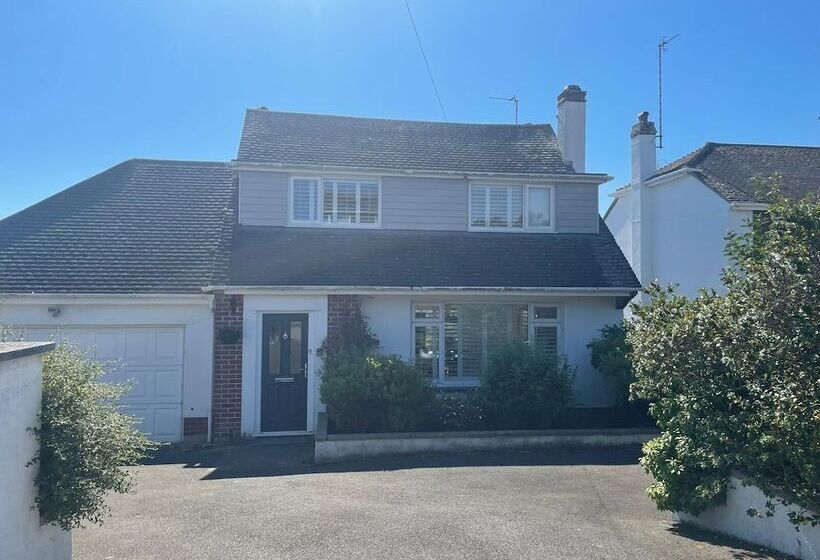 レジデンス Beautiful, Spacious 4 Bed House In Brixham
