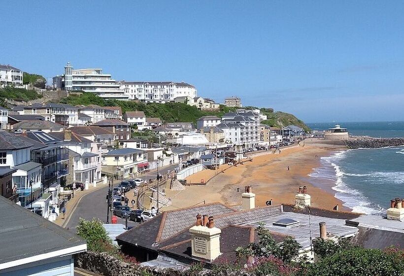 住所  Captivating 3 Bed House In Ventnor