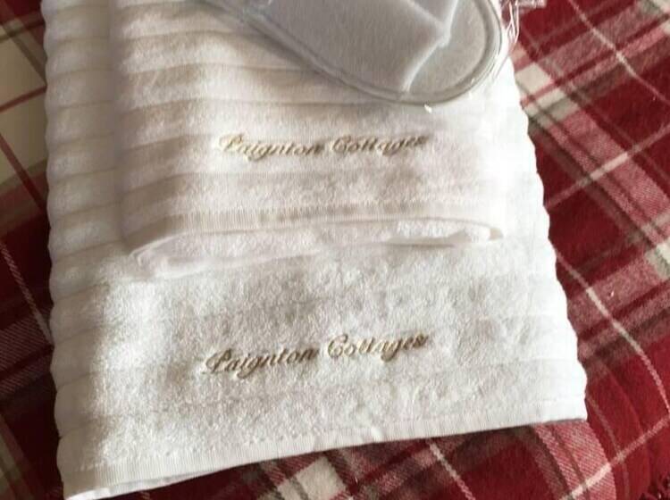 Резиденция Immaculate 4 Bed House In Paignton Near Beach