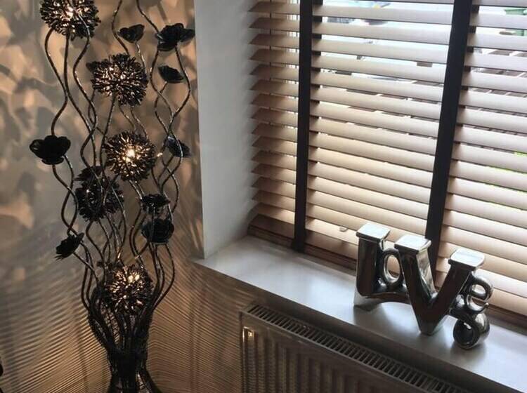 Резиденция Immaculate 4 Bed House In Paignton Near Beach