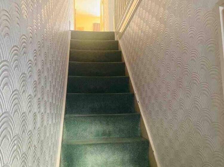 إقامة Immaculate 6 Bed House In Coventry