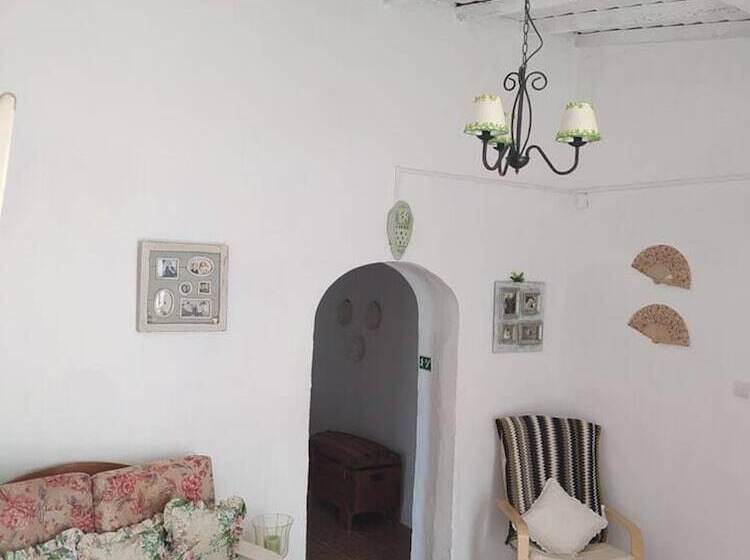 住所  Lovely 3 Bed House In Reguengos De Monsaraz