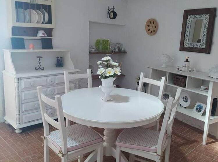 레지던스 Lovely 3 Bed House In Reguengos De Monsaraz