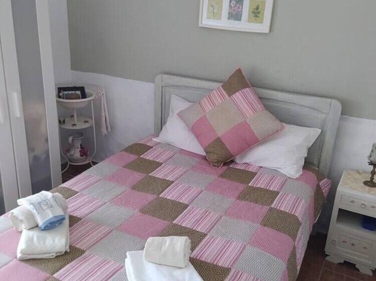 住所  Lovely 3 Bed House In Reguengos De Monsaraz