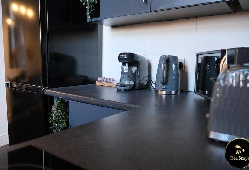 דירת נופש Pickmere House  An Oasis Near Town Centre