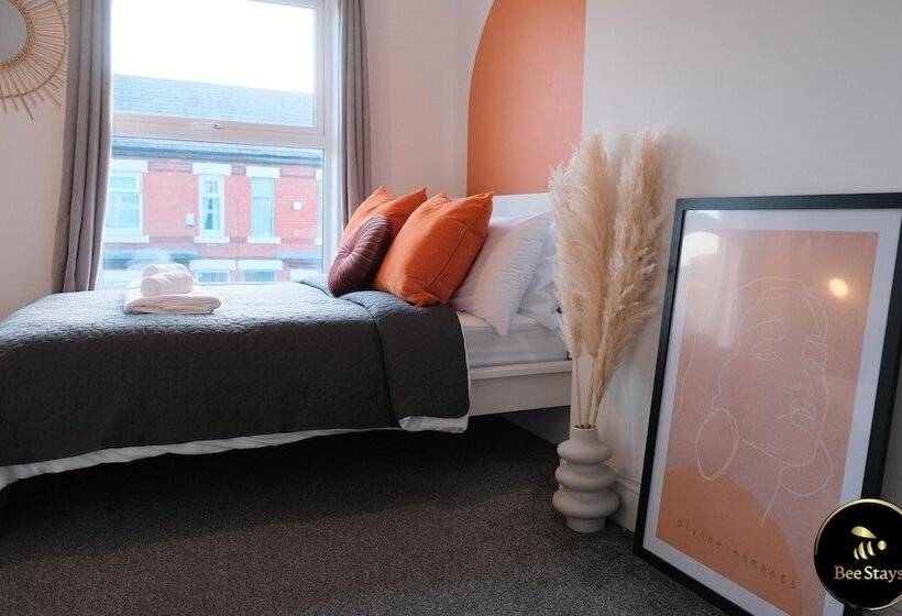 דירת נופש Pickmere House  An Oasis Near Town Centre