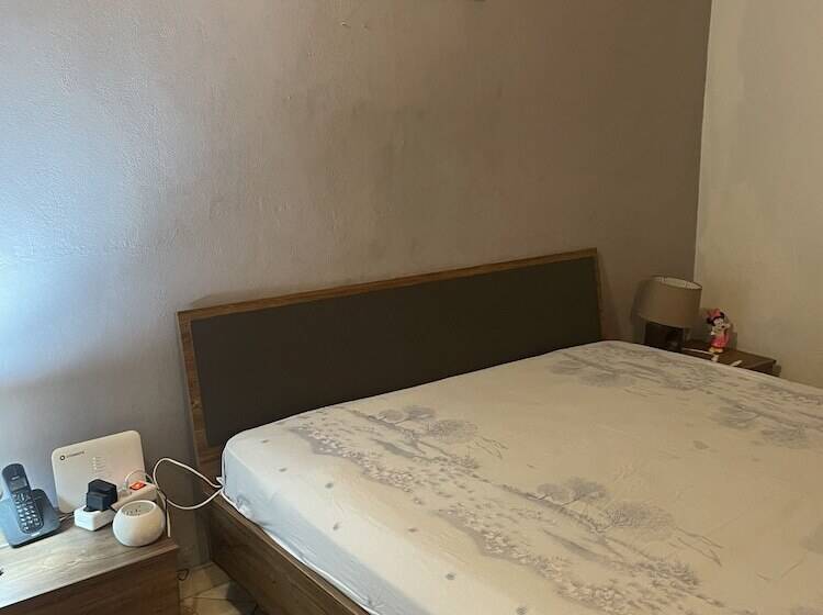 إقامة Remarkable 1 Bed House Corfu