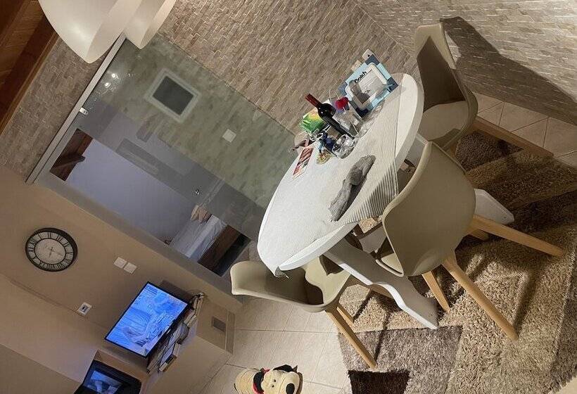 إقامة Remarkable 1 Bed House Corfu