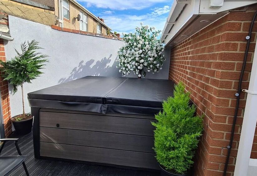 Резиденция Remarkable 3 Bed House In Newbiggin By The Sea