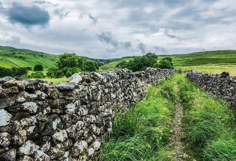 레지던스 Spacious Riverside Home, 3 Bedrooms, Hebden Bridge