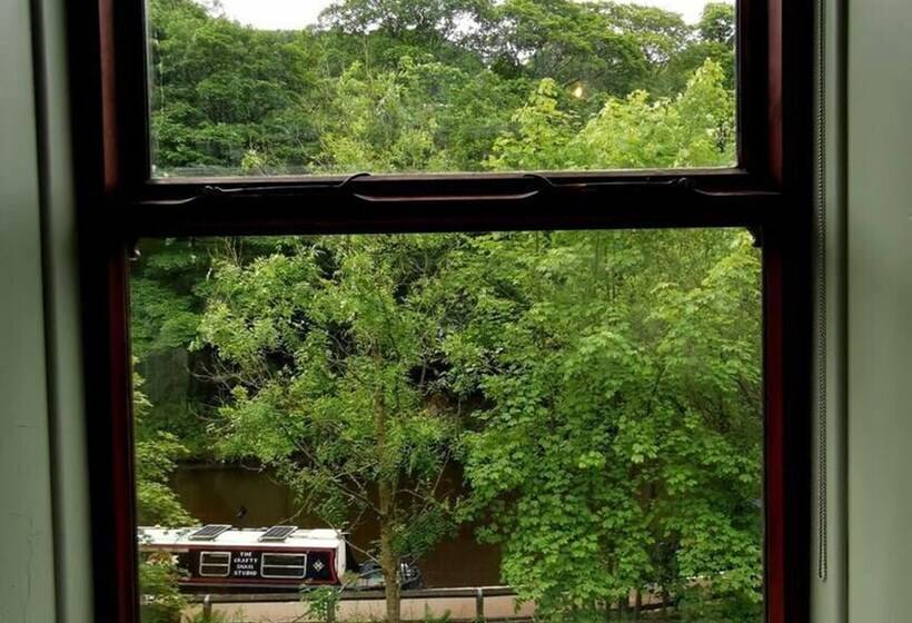 레지던스 Spacious Riverside Home, 3 Bedrooms, Hebden Bridge